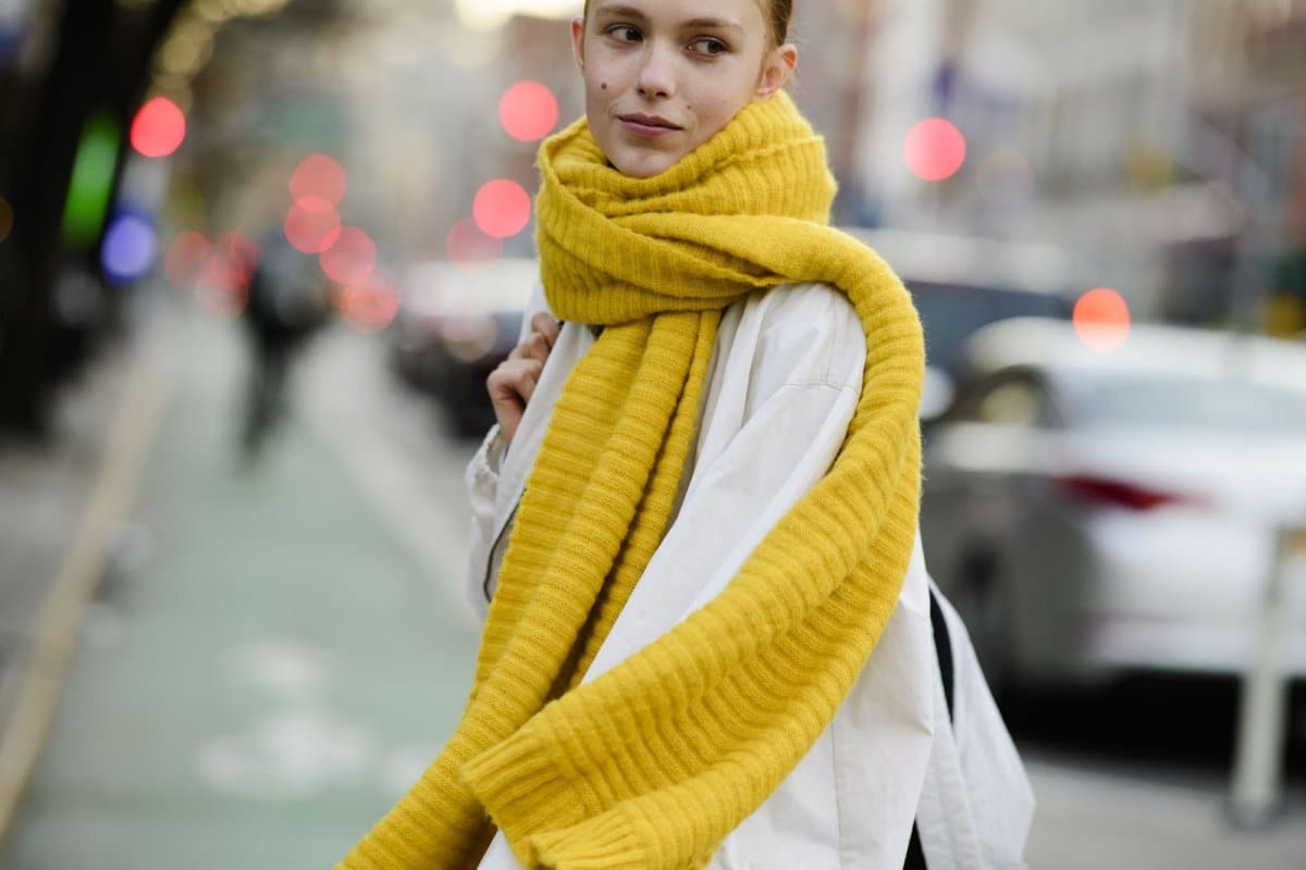 Dieses Detail macht jeden Schal stilvoll. Eine Kleinigkeit, aber es funktioniert