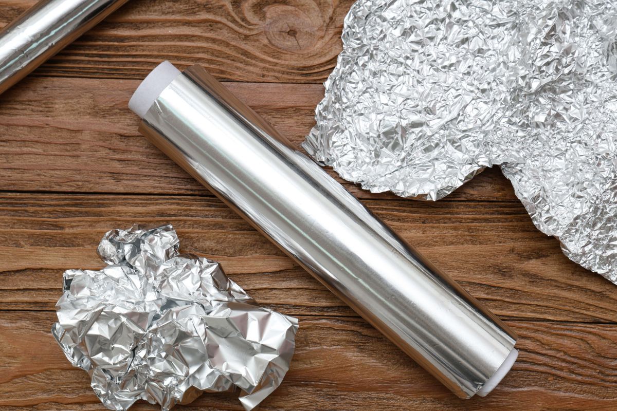 Aluminiumfolie auf die Gitter im Badezimmer legen: Warum ist das empfehlenswert und wozu dient es?